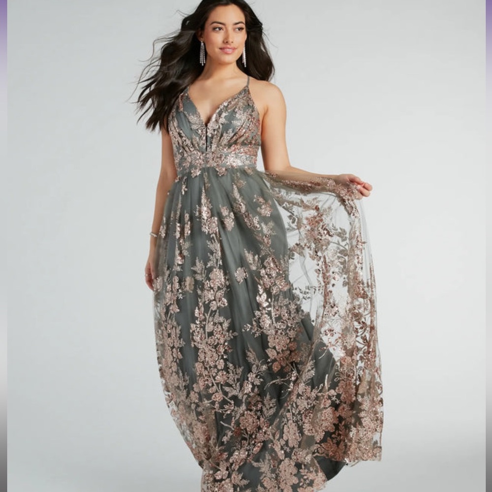 Windsor Ayva A-Line Glitter Sequin Tulle Formal Dress